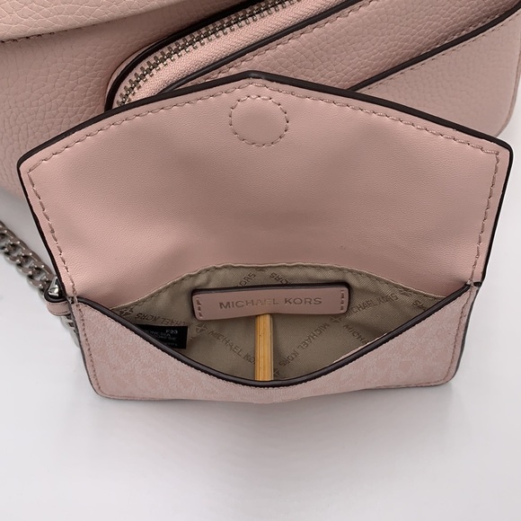 MICHAEL KORS 
Maisie Large Pebbled Leather 2-in-1 Waistpack Fannypack Crossbody - Picture 7 of 16